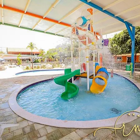 Diroma Fiori Rm Hospedagem Caldas Novas Exterior photo